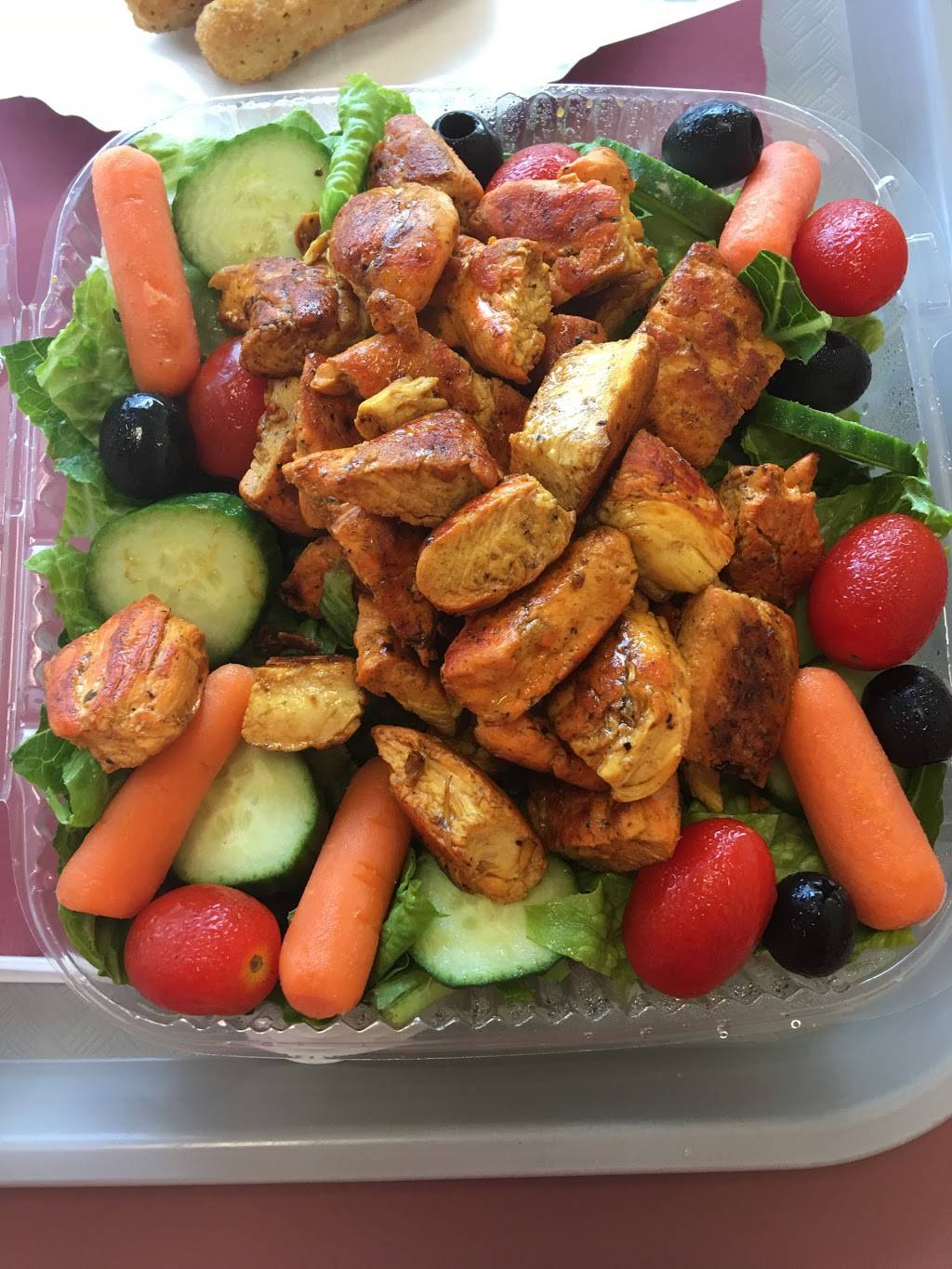 Royal Chicken and Biscuits | restaurant | 330 S Salem St #7, Dover, NJ 07801, USA | 8622449564 OR +1 862-244-9564