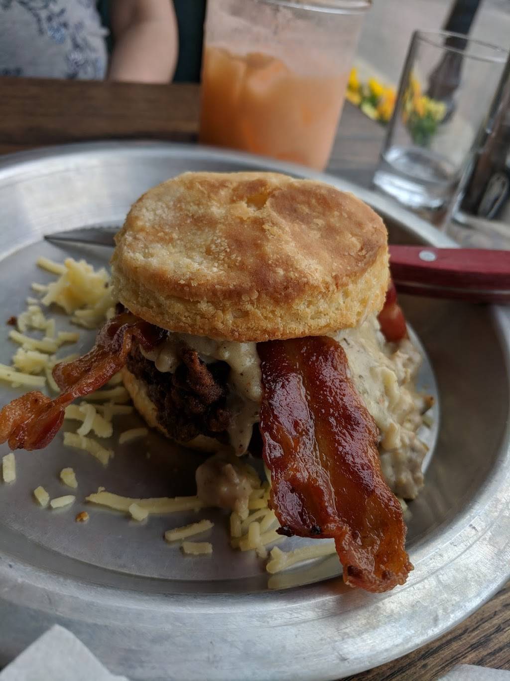 Boomtown Biscuits & Whiskey | restaurant | 1201 Broadway St, Cincinnati, OH 45202, USA | 5133812666 OR +1 513-381-2666