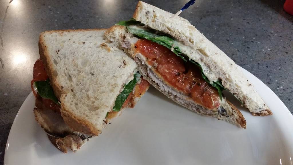 Shakespeares Pub And Grill | restaurant | 819 S 1st Ave, Iowa City, IA 52245, USA | 3193377275 OR +1 319-337-7275