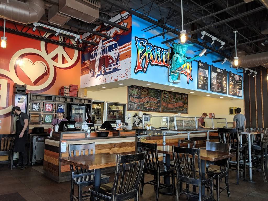 Freebirds World Burrito | restaurant | 17947 Chatsworth St, Granada Hills, CA 91344, USA | 8183688239 OR +1 818-368-8239