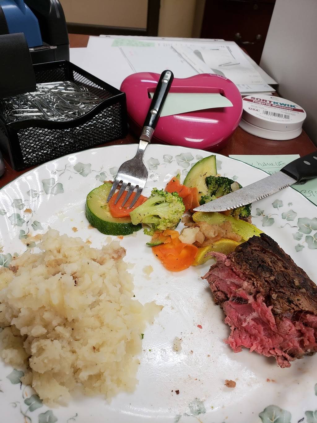 Bluestone Steakhouse and Seafood | restaurant | 10032 S Sheridan Rd, Tulsa, OK 74133, USA | 9182969889 OR +1 918-296-9889