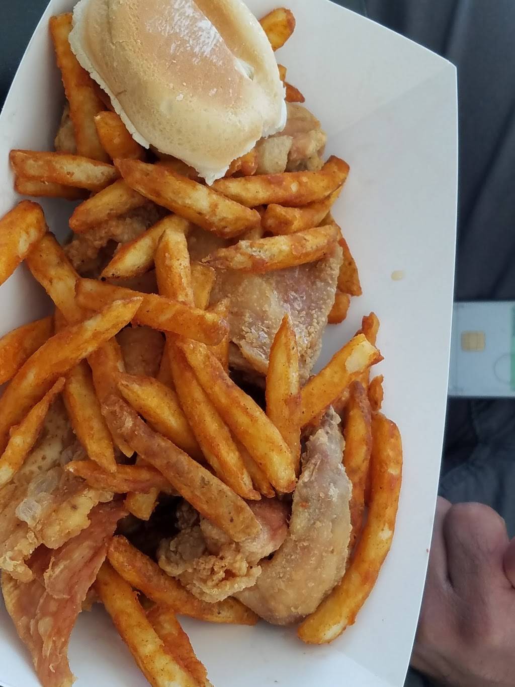 Mehran Restaurant | restaurant | 7081 Brookfield Plaza, Springfield, VA 22150, USA | 7035697700 OR +1 703-569-7700