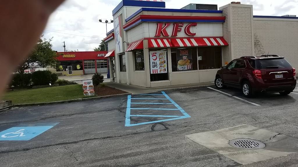 KFC | restaurant | 14901 Snow Rd, Brook Park, OH 44142, USA | 2162675858 OR +1 216-267-5858
