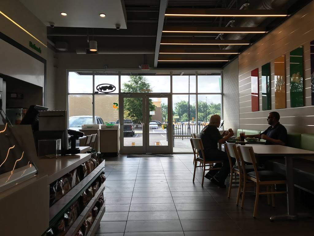 Subway Restaurants | restaurant | Town Center, 250 N Beltline Dr Unit 40, Florence, SC 29501, USA | 8436670810 OR +1 843-667-0810