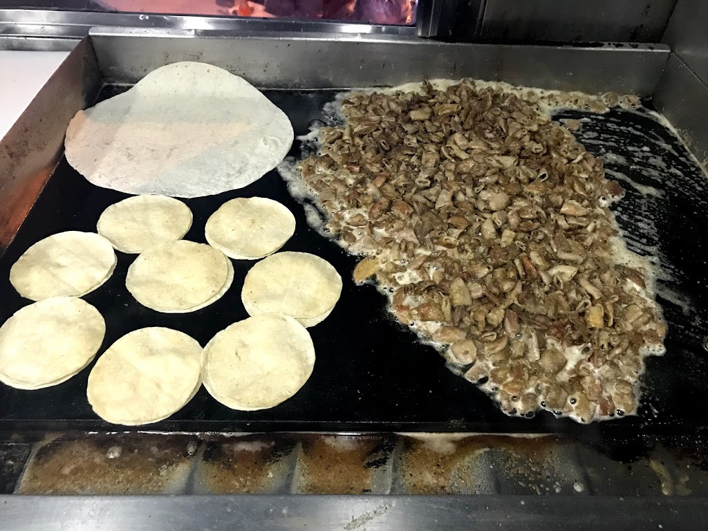 Takos Azteka | restaurant | 322 N Sunset Ave, La Puente, CA 91744, USA | 6266261508 OR +1 626-626-1508