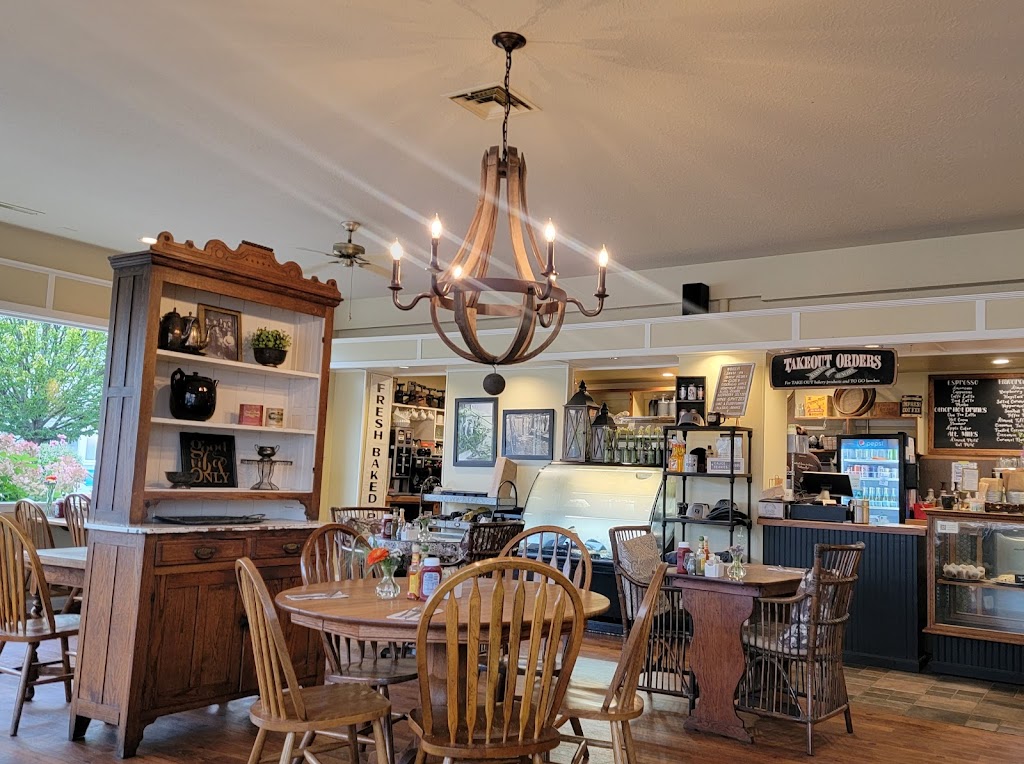 Calico Cupboard Old Town Cafe | cafe | 901 Commercial Ave, Anacortes, WA 98221, USA | 3602937315 OR +1 360-293-7315