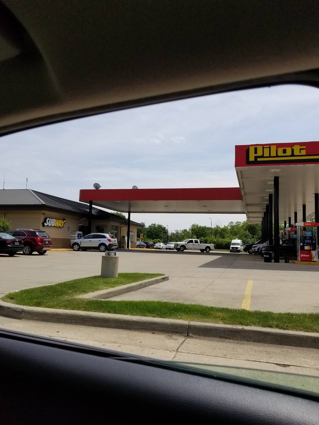 Pilot Travel Center | restaurant | 750 Baker Rd, Dexter, MI 48130, USA | 7344264618 OR +1 734-426-4618