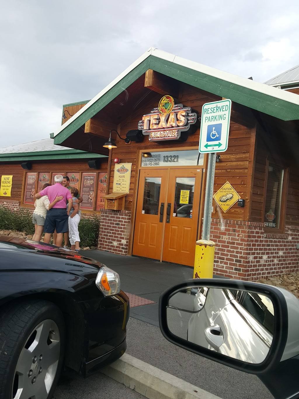 Texas Roadhouse | restaurant | 13321 Shelbyville Rd, Louisville, KY 40223, USA | 5022530085 OR +1 502-253-0085