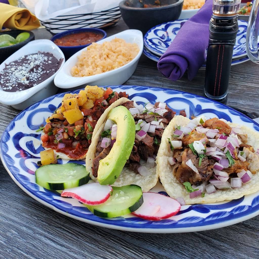 Barrio Queen | restaurant | 21156 S Ellsworth Loop Rd, Queen Creek, AZ 85142, USA | 4808257931 OR +1 480-825-7931