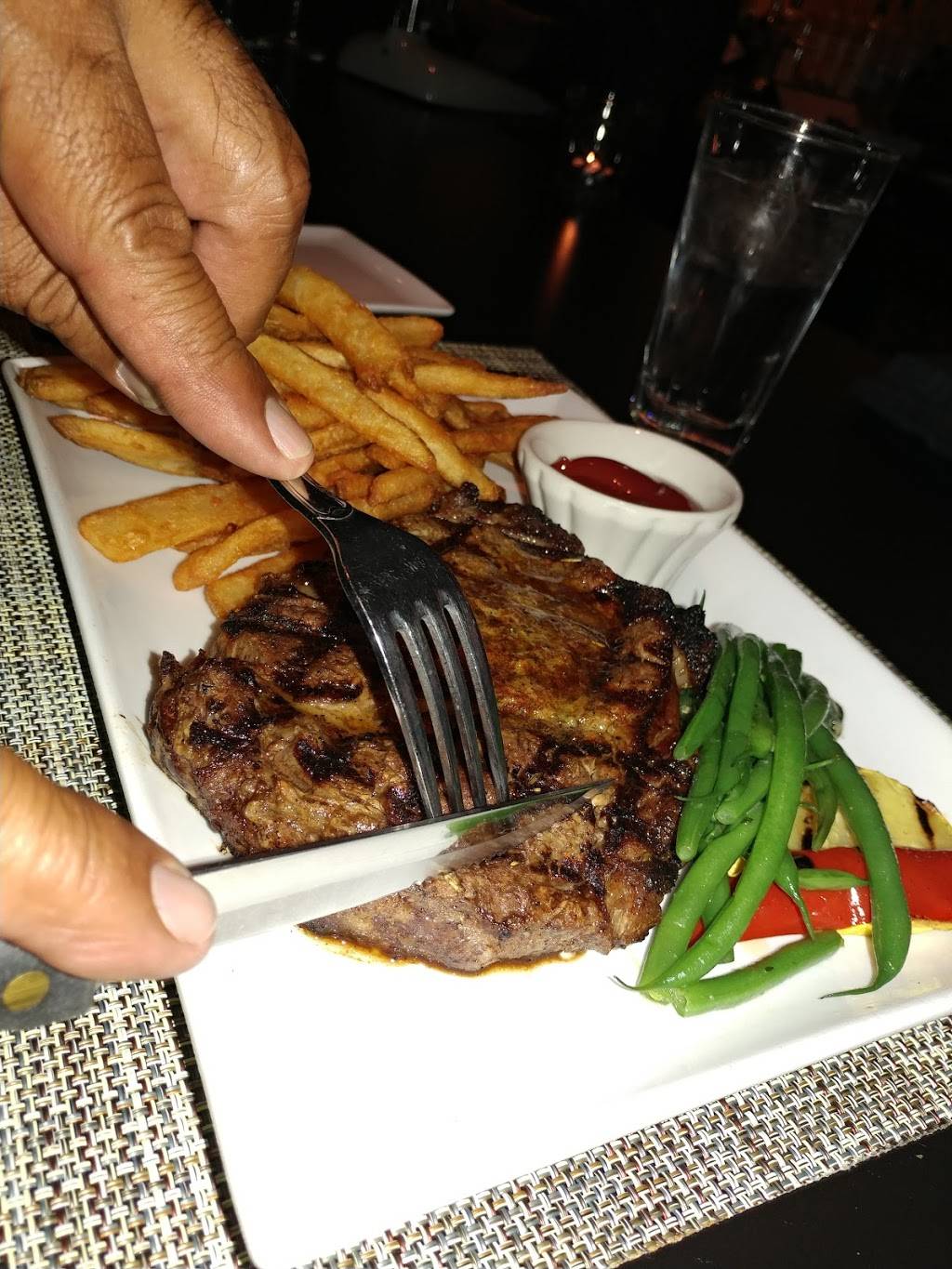 Bricks | restaurant | 1695 S Virginia St, Reno, NV 89502, USA | 7757862277 OR +1 775-786-2277