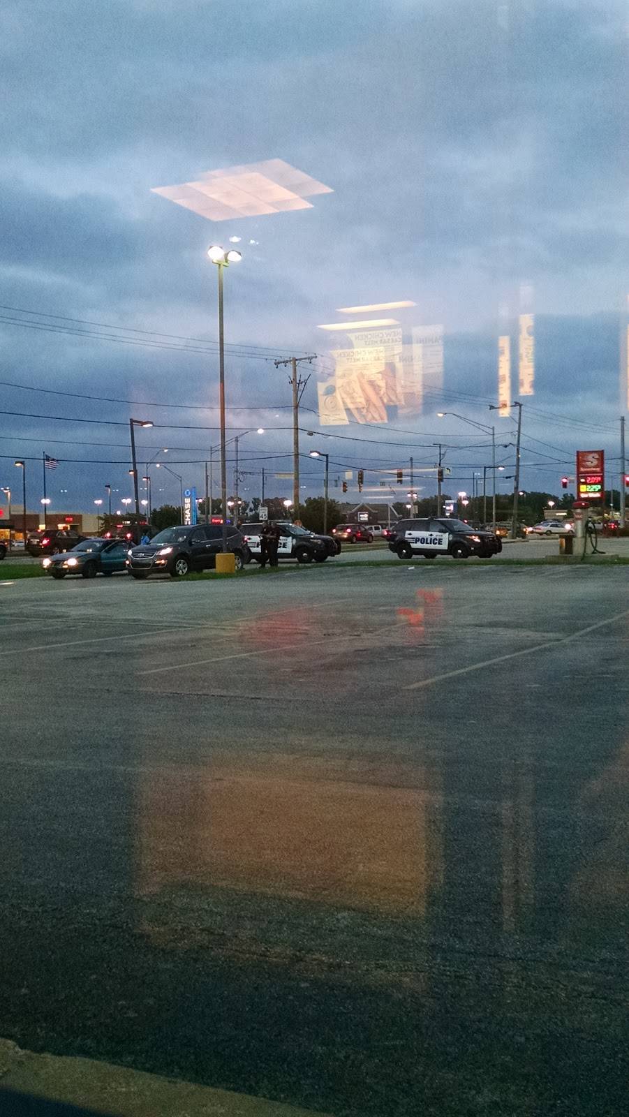 Subway Restaurants | restaurant | 708 Joliet St, Dyer, IN 46311, USA | 2193224831 OR +1 219-322-4831