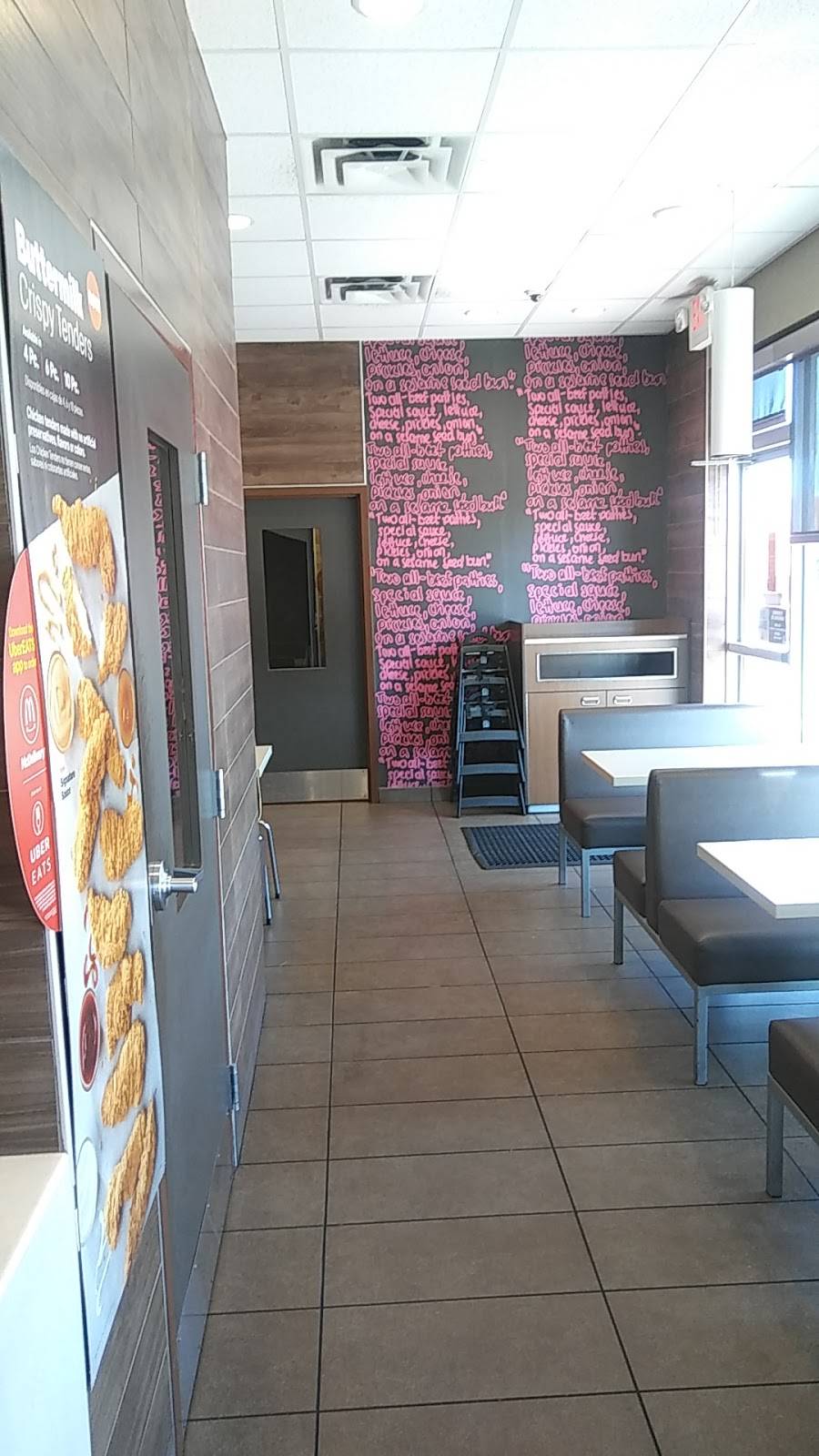 McDonalds | cafe | 4096 Elvis Presley Blvd, Memphis, TN 38116, USA | 9013323747 OR +1 901-332-3747