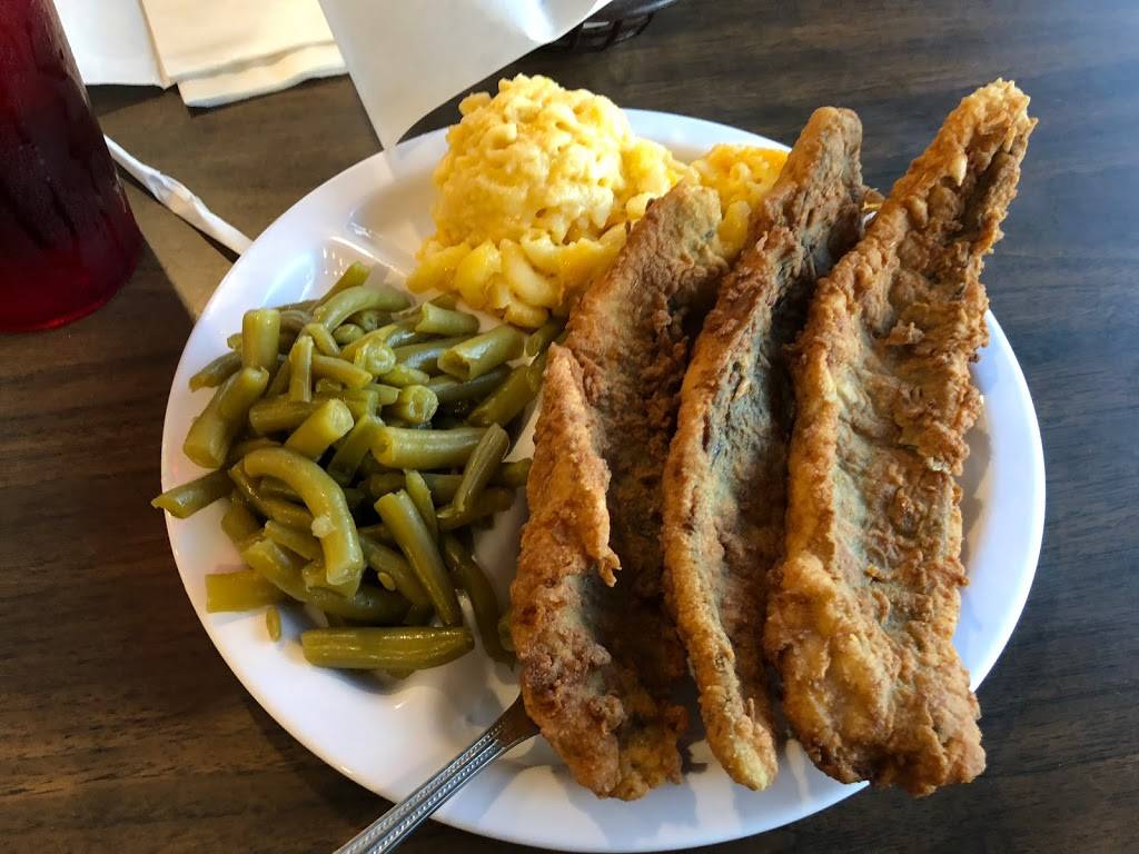 Skippers Forsyths Bar-B-Q | restaurant | 2362 N Garnett St, Henderson, NC 27537, USA | 2524385228 OR +1 252-438-5228