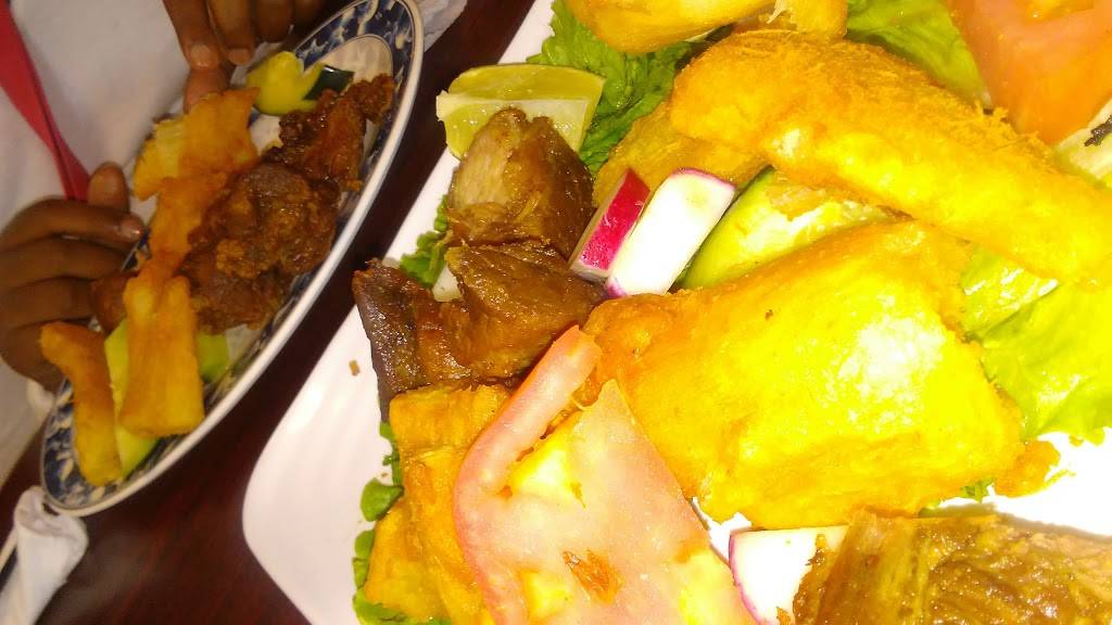 Armenia Restaurante Salvadoreño | restaurant | 2563 San Pedro St, Los Angeles, CA 90011, USA | 2137449915 OR +1 213-744-9915