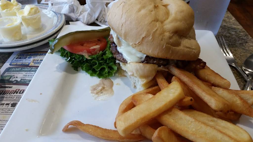 Roman Castle | restaurant | 532 WI-82, Mauston, WI 53948, USA | 6088473714 OR +1 608-847-3714