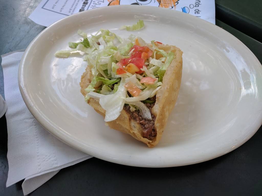 La Hacienda de Los Barrios | restaurant | 18747 Redland Rd, San Antonio, TX 78259, USA | 2104978000 OR +1 210-497-8000