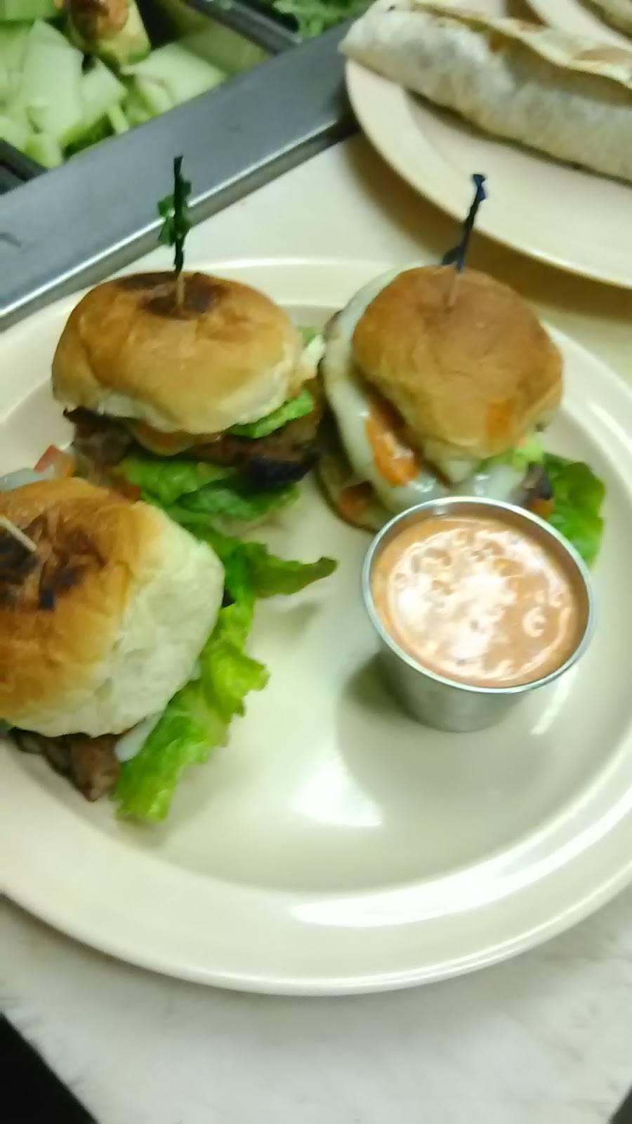 Lunch Box Cafe | restaurant | 2539 W Bethany Home Rd, Phoenix, AZ 85017, USA | 6029574513 OR +1 602-957-4513