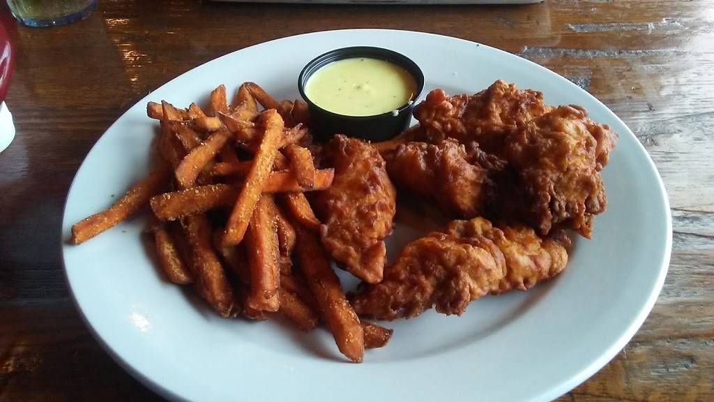 Wild Wing Cafe | restaurant | 36 Mill Rd, McDonough, GA 30253, USA | 7708982420 OR +1 770-898-2420