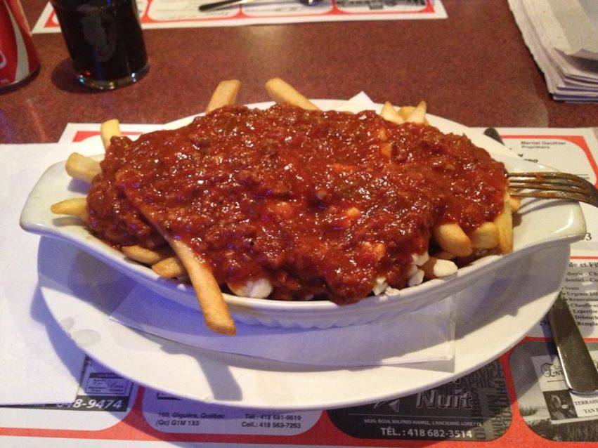 Restaurant Royal 24 | restaurant | 5237 Boulevard Wilfrid-Hamel, Québec, QC G2E 2H2, Canada | 4188721221 OR +1 418-872-1221