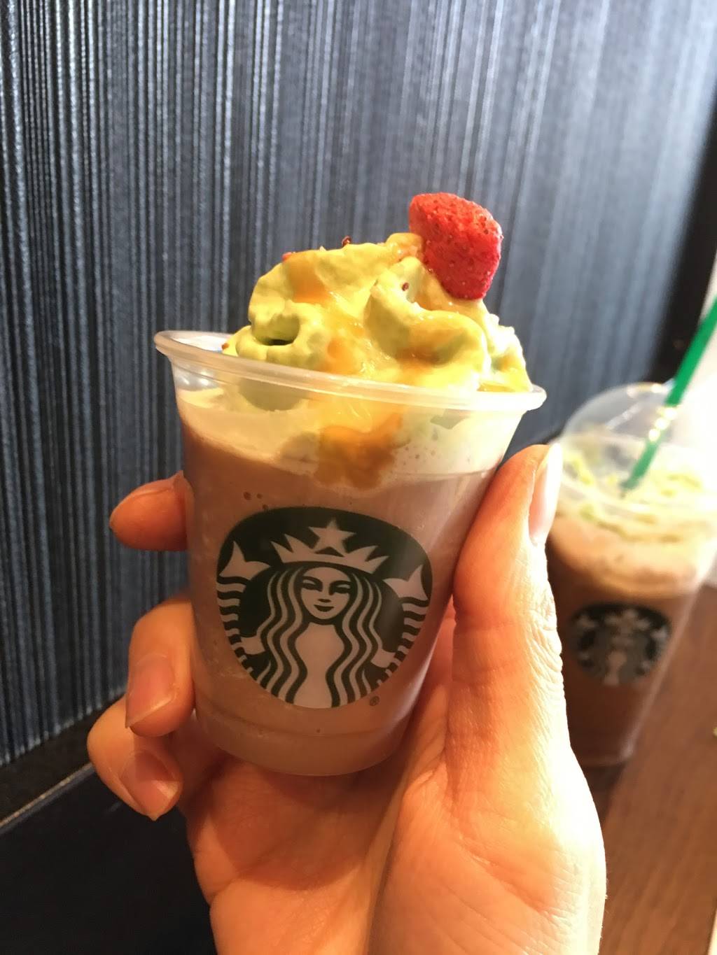 Starbucks Coffee | cafe | 11604 Amargosa Rd #1, Victorville, CA 92392, USA | 7606947162 OR +1 760-694-7162