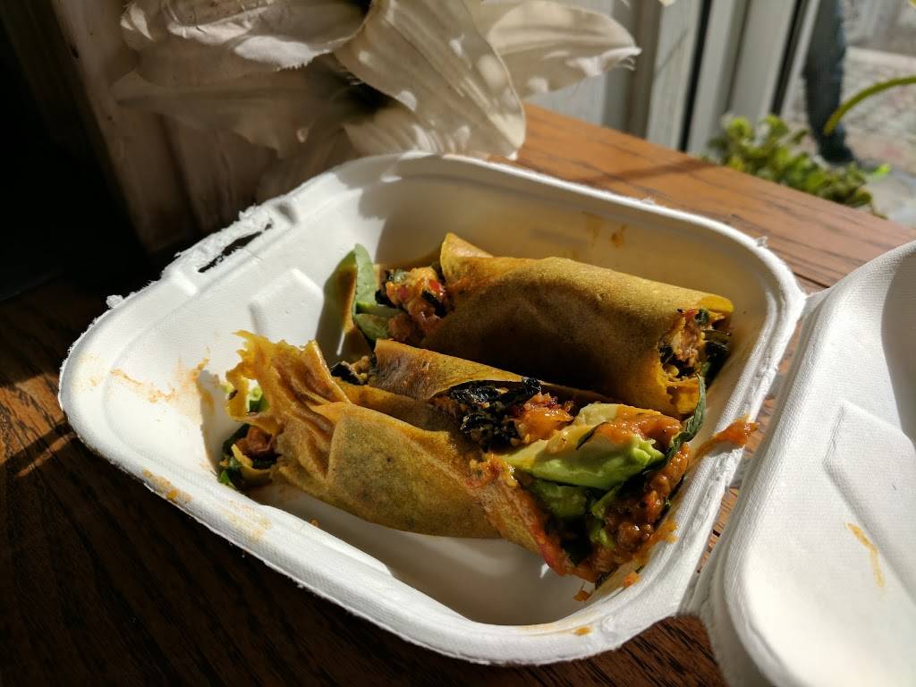 Khepras Raw Food Juice Bar | restaurant | 402 H St NE, Washington, DC 20002, USA | 2028032063 OR +1 202-803-2063