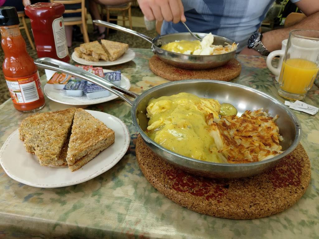 The Breakfast Club of Commerce | restaurant | 1713 Haggerty Rd, Commerce Charter Twp, MI 48390, USA | 2489260690 OR +1 248-926-0690