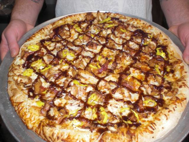 Lolas Pizzeria | restaurant | 16 Church St, North Walpole, NH 03609, USA | 6034457151 OR +1 603-445-7151