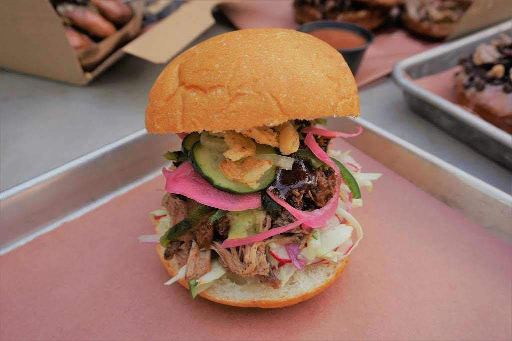 Smoke & Donuts BBQ | restaurant | 609 Irvington Ave, Orlando, FL 32803, USA | 4074761591 OR +1 407-476-1591