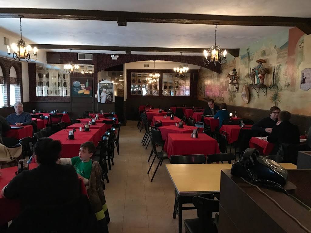 La Hacienda Ristorante and Pizzeria | restaurant | 3019 Pine Ave, Niagara Falls, NY 14301, USA | 7162852536 OR +1 716-285-2536