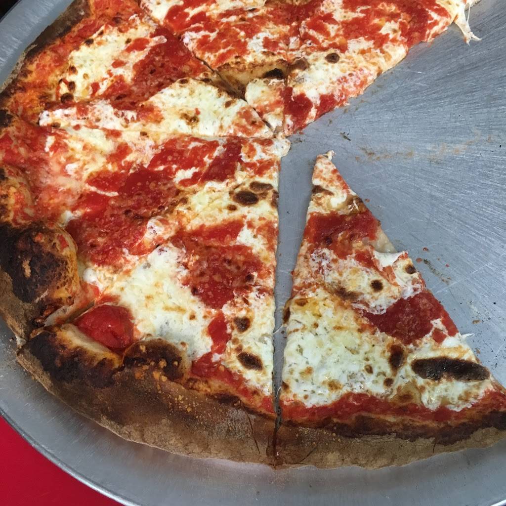 Totonnos Pizzeria Napolitana | restaurant | 1524 Neptune Ave, Brooklyn, NY 11224, USA | 7183728606 OR +1 718-372-8606