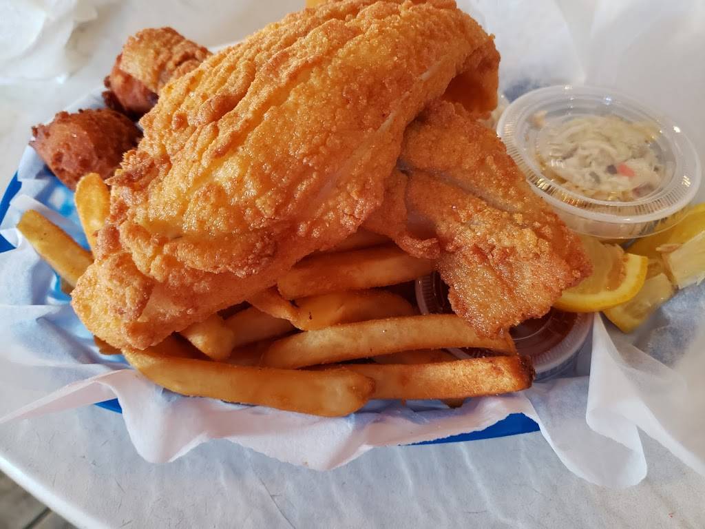 Captn Bills Backyard Grill | restaurant | 4240 Market St, Wilmington, NC 28403, USA | 9107620173 OR +1 910-762-0173