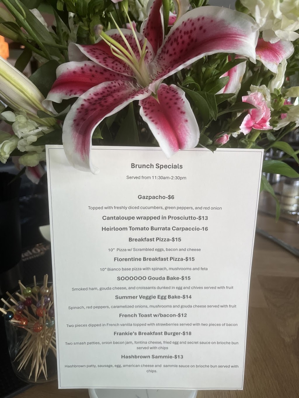 Frankies Kitchen & Cocktail Bar | restaurant | 823 S Washington St, Alexandria, VA 22314, USA | 7035122118 OR +1 703-512-2118