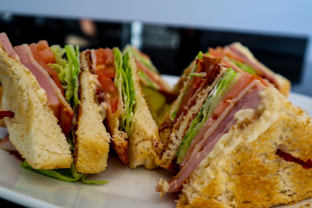 Lil Mikes Takeout | restaurant | 52300 Van Dyke Ave, Shelby Township, MI 48316, USA | 5862512828 OR +1 586-251-2828