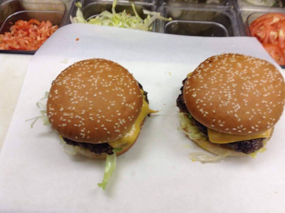 R-Dogs | meal takeaway | 400 E Grand Ave C, Lake Villa, IL 60046, USA | 8473561881 OR +1 847-356-1881