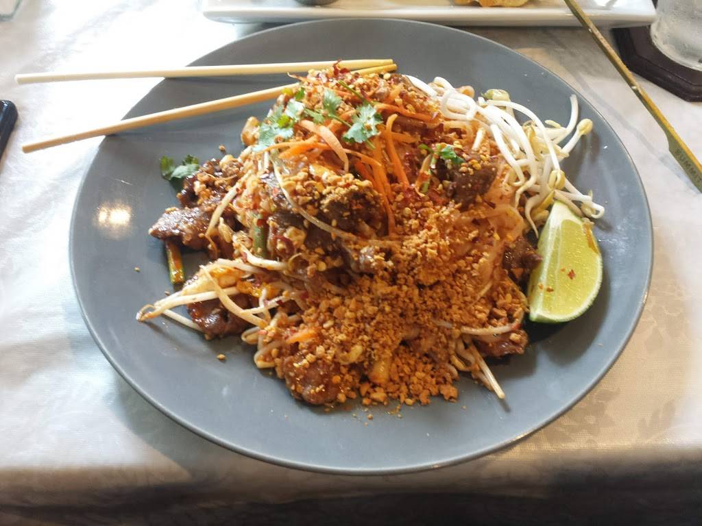 PJ Thai | restaurant | 147 Abercorn St, Savannah, GA 31401, USA | 9122013534 OR +1 912-201-3534