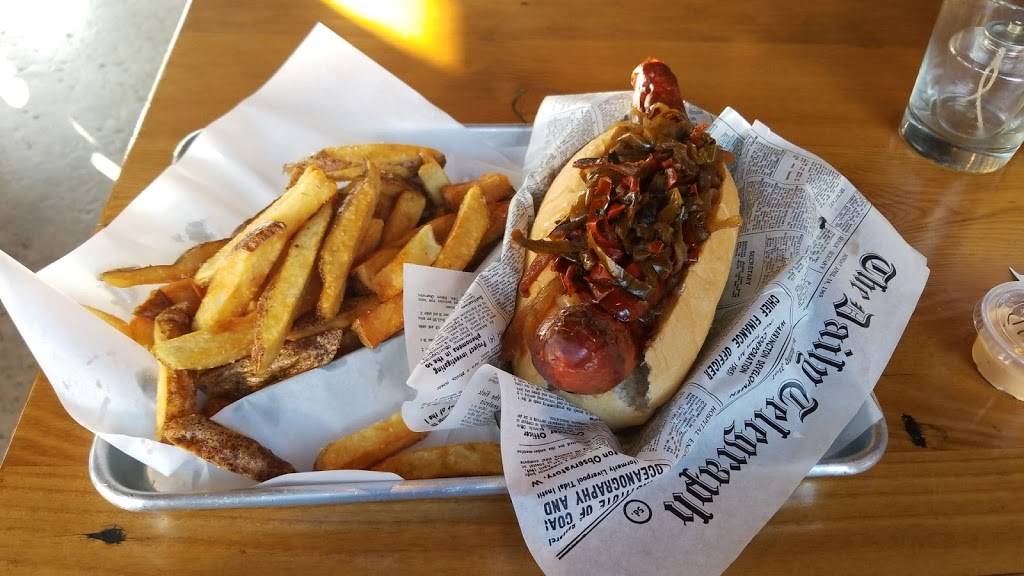 Link N Hops | restaurant | 8005 Foothill Blvd, Sunland-Tujunga, CA 91040, USA | 8182933316 OR +1 818-293-3316