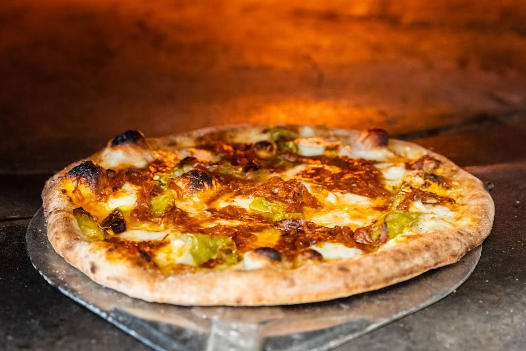 Firewall Food Stop | restaurant | 1546 Ralph David Abernathy Blvd SW, Atlanta, GA 30310, USA | 4046107600 OR +1 404-610-7600