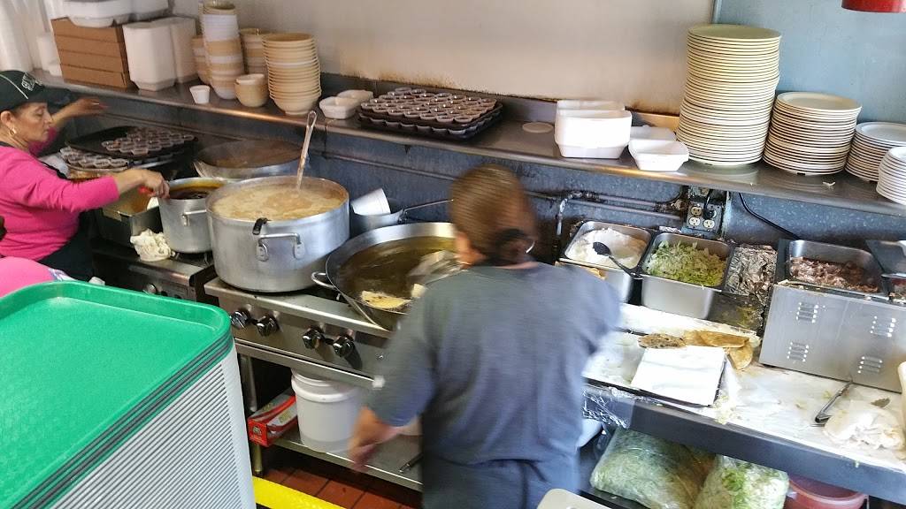 Las Cuatro Milpas | restaurant | 1857 Logan Ave, San Diego, CA 92113, USA | 6192344460 OR +1 619-234-4460