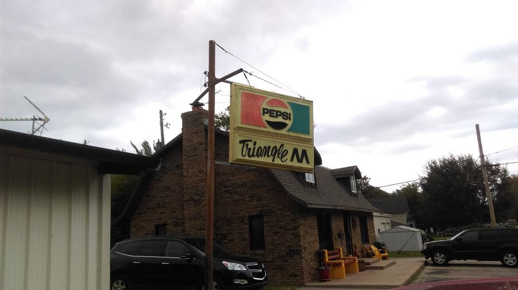 Triangle Restaurant | restaurant | 326 S Forrest St, Douglass, KS 67039, USA | 3167462071 OR +1 316-746-2071