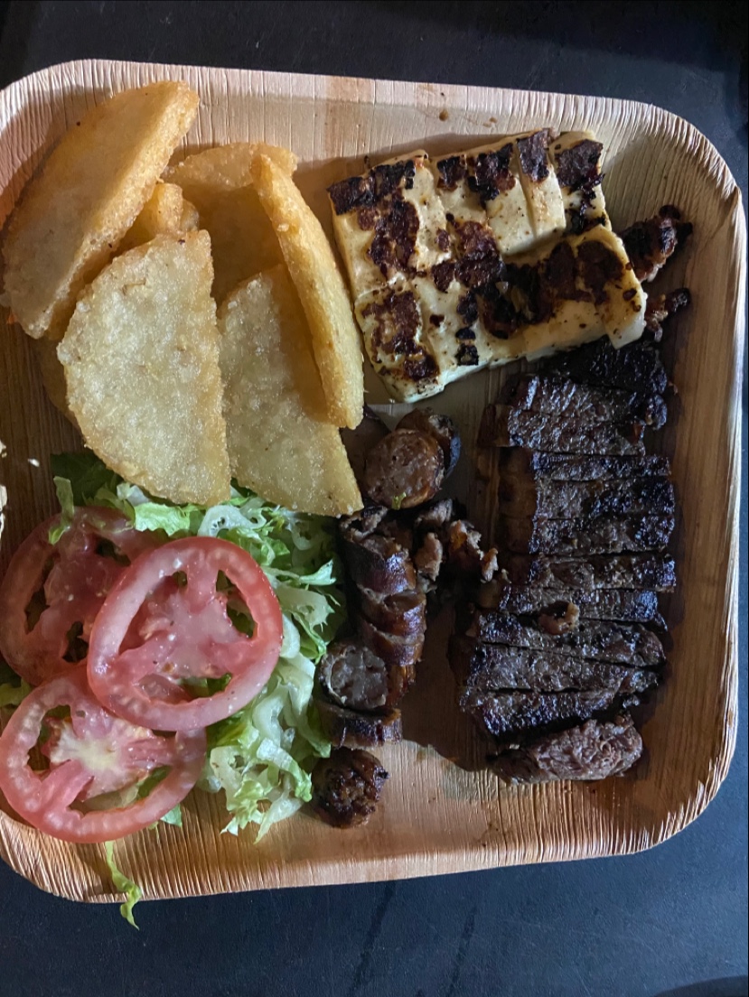 Big Tatos Express Grill | restaurant | 8300 NW 74th St, Medley, FL 33166, USA | 7862526784 OR +1 786-252-6784