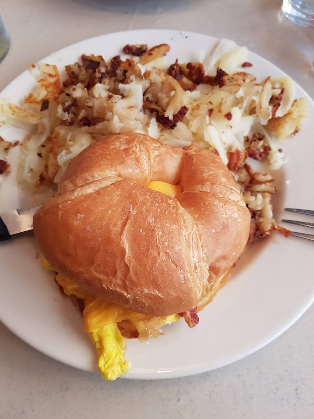 Nookies | restaurant | 1746 N Wells St, Chicago, IL 60614, USA | 3123372454 OR +1 312-337-2454