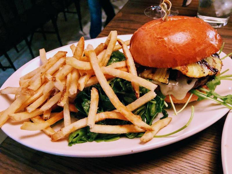 Next Door | Orange Village | restaurant | 211 Park Ave Suite 115, Beachwood, OH 44122, USA | 2165086010 OR +1 216-508-6010