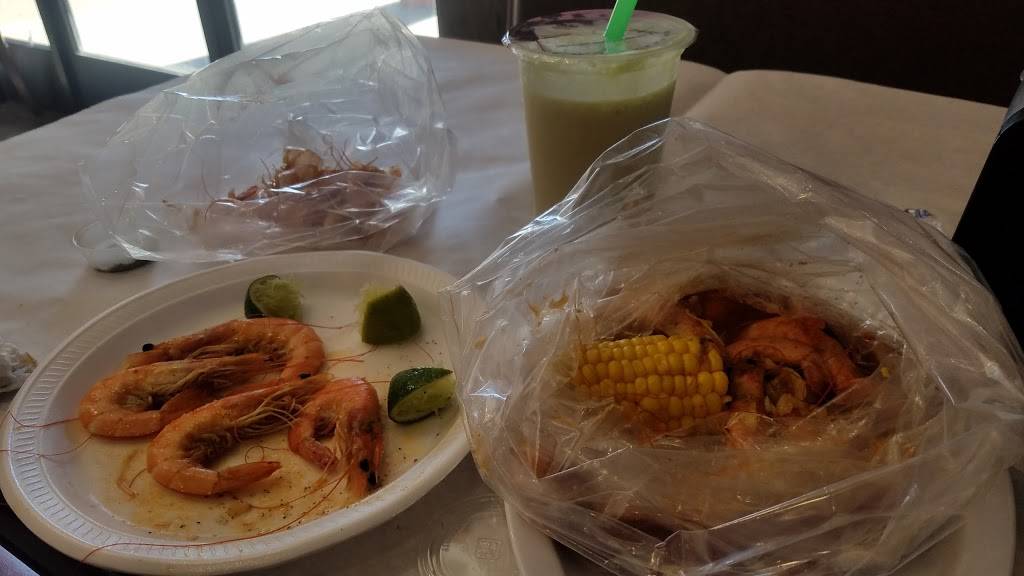 Crawfish Lovers | restaurant | 3126 Senter Rd, San Jose, CA 95111, USA | 4086668492 OR +1 408-666-8492