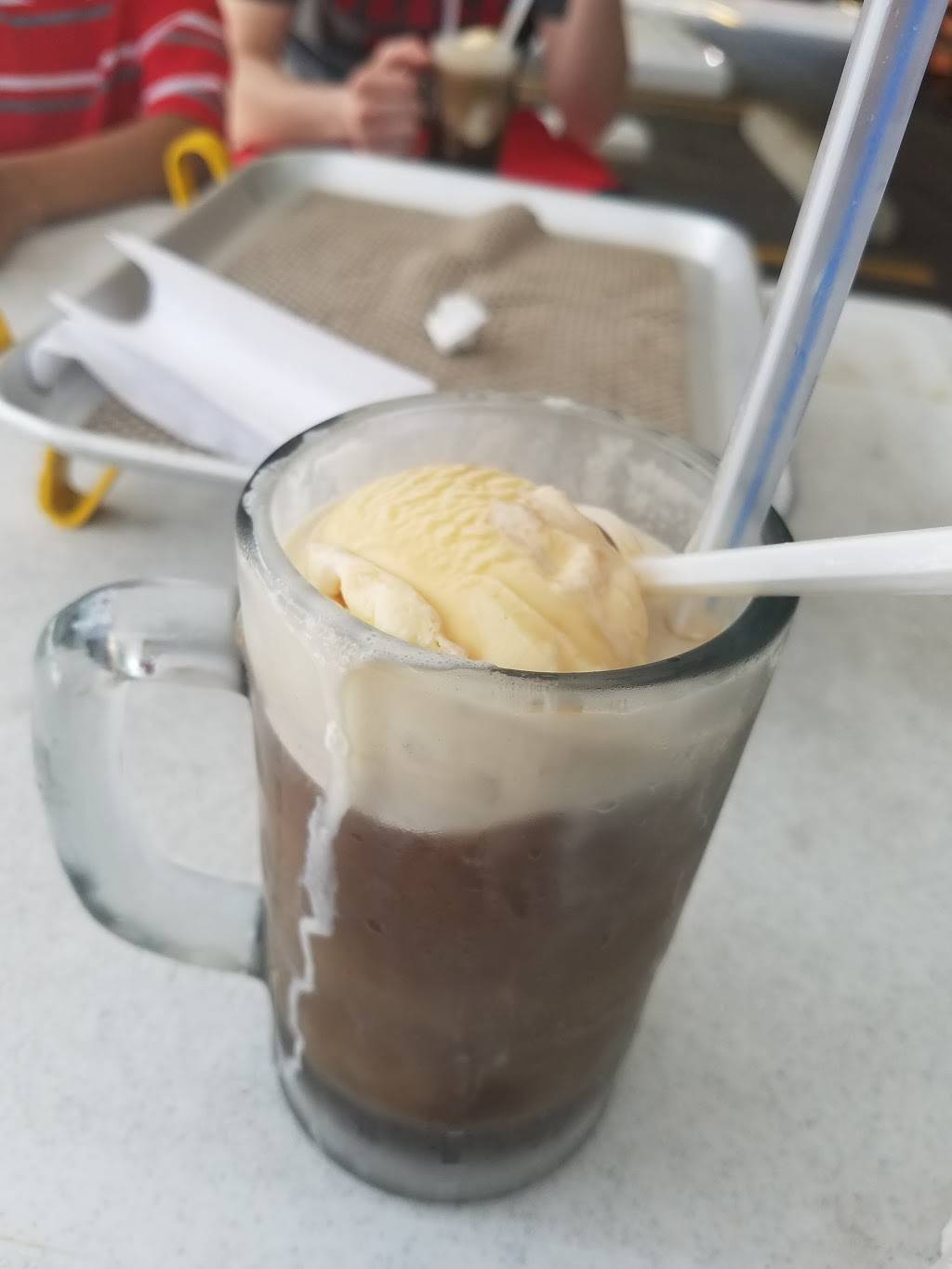 BK Rootbeer | restaurant | 737 Munroe Falls Ave, Cuyahoga Falls, OH 44221, USA | 3309223355 OR +1 330-922-3355