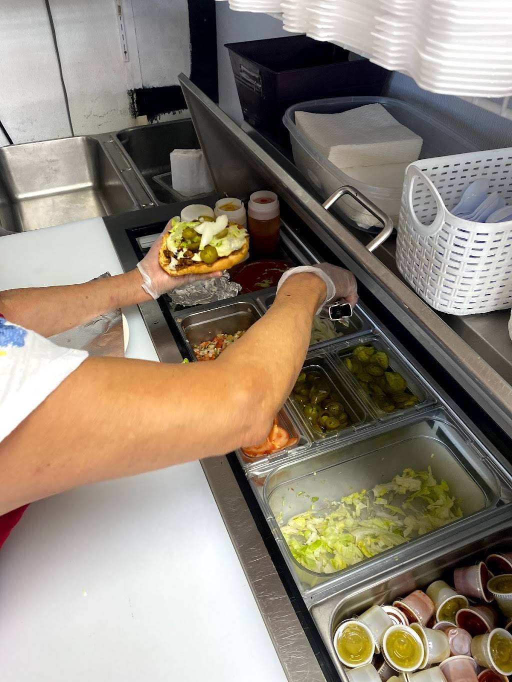 Pupusas to-go | restaurant | 5711 E Grand Ave, Dallas, TX 75223, USA | 2146940731 OR +1 214-694-0731