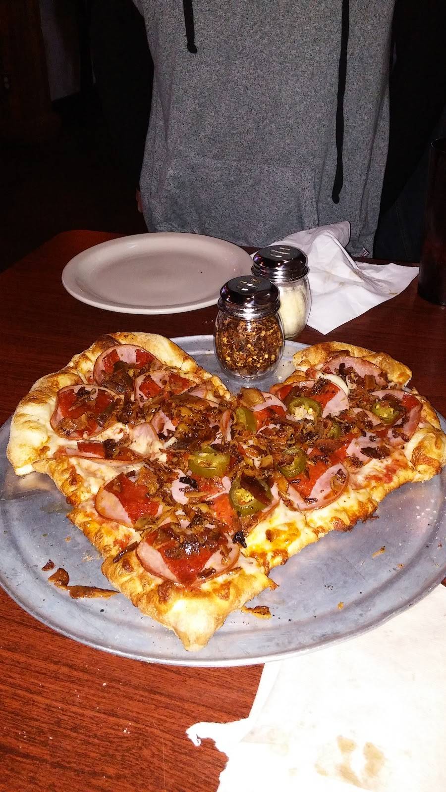 Centerfield Sports Bar & Grill | restaurant | 200 W Center St, Kyle, TX 78640, USA | 5122681400 OR +1 512-268-1400