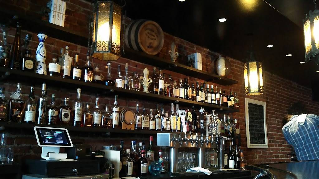 Newbolds Food & Libations | restaurant | 211 Old York Rd, Jenkintown, PA 19046, USA | 2676365577 OR +1 267-636-5577