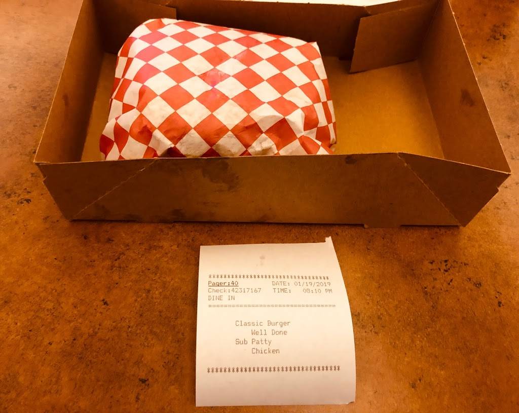 The Burger Spot | restaurant | 1 Red Hawk Pkwy, Placerville, CA 95667, USA | 5306777000 OR +1 530-677-7000