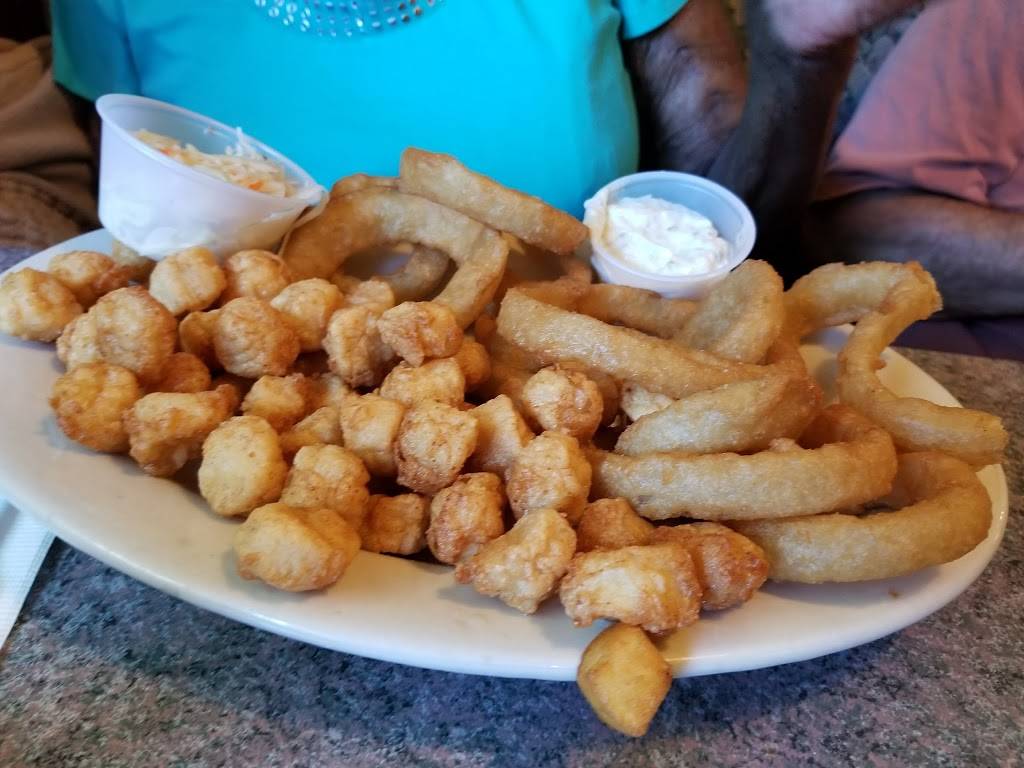 Laura’s Pleasant View Diner | restaurant | 132 Pleasant View Ave, Smithfield, RI 02917, USA | 4012311015 OR +1 401-231-1015