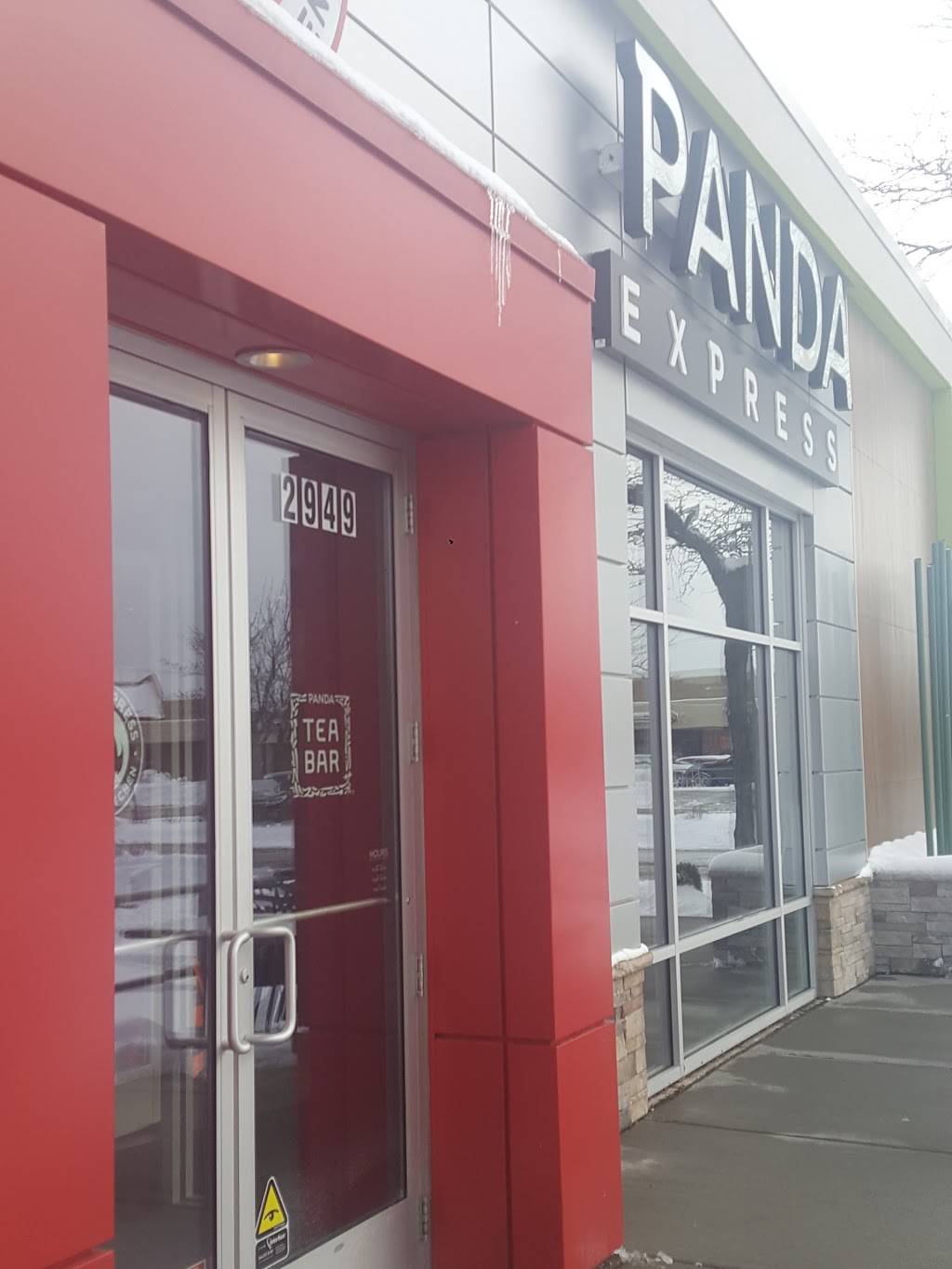 Panda Express | meal takeaway | 2949 W Addison St, Chicago, IL 60618, USA | 7732671839 OR +1 773-267-1839